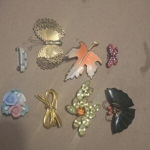 Assorted Women’s Decorative Brooches - Gold, Pink, Green, Peach, Ivory